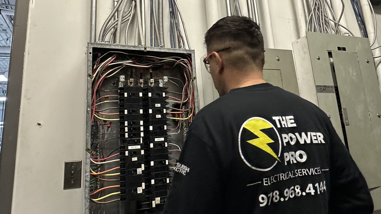 480V Circuit Installation 480V circuit installation Massachusetts industrial electrical panel